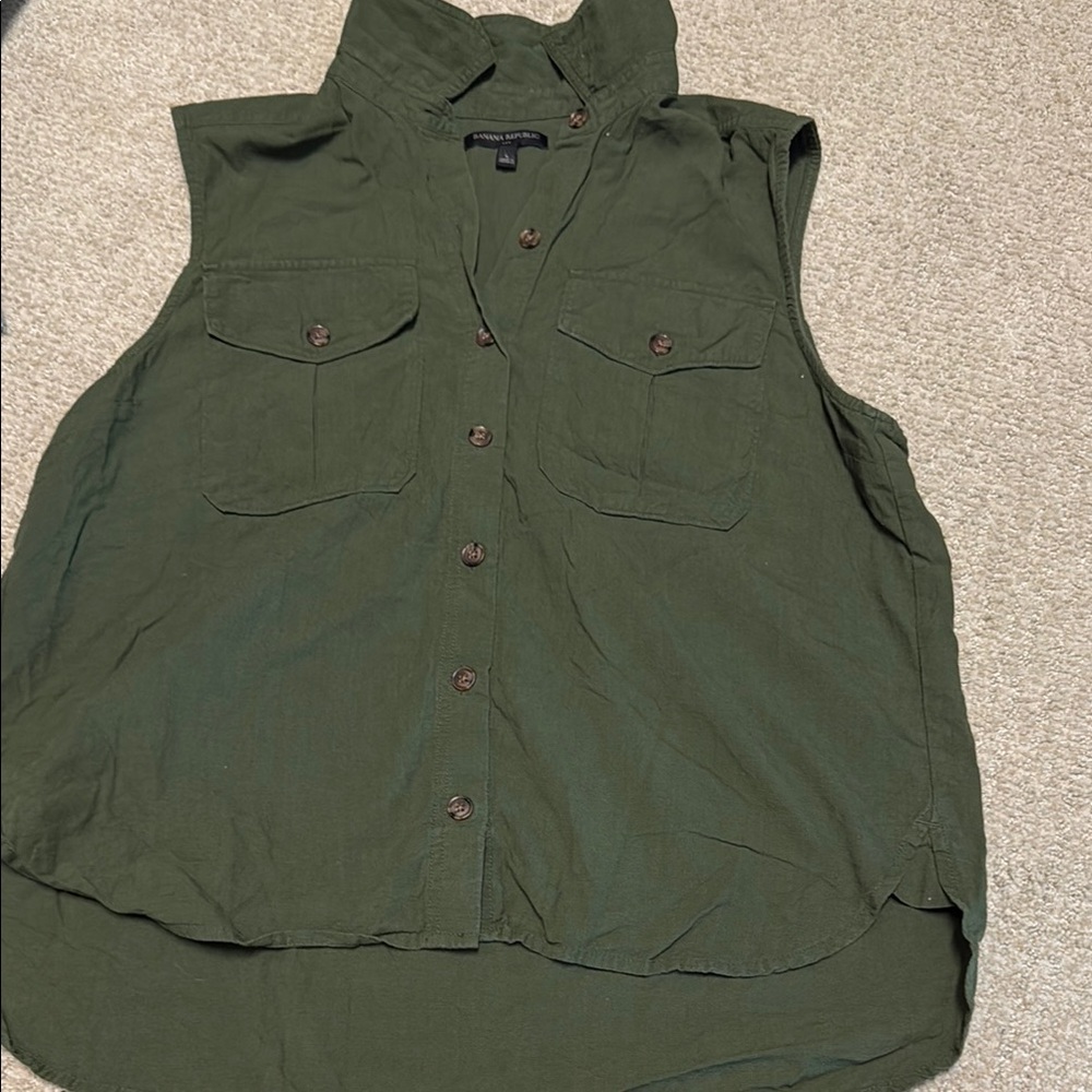 Green Sleeveless Button-Up Shirt